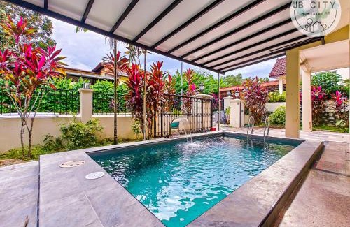 Central District House | JB Town Villa by RR JBcity