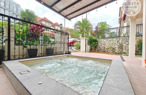 Central District House | JB Town Villa by RR JBcity