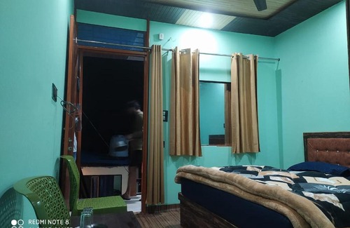 Badrinath Hotel | Jbk hotel auli