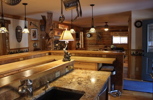 Soldotna House | JBs Alaska Getaway Log Homes by Kenai River, Cook Inlet Sleeps 10, 4 bed 3 bath
