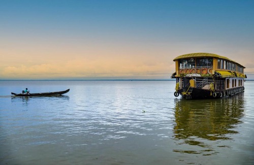 Erezha Boat Rental | JCT Houseboat