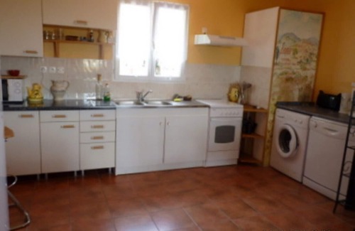Saint-Jean-de-Crieulon House | JDV Holidays - 2 bed, 2 bath, private pool, garden and vineyard views - Bliss!