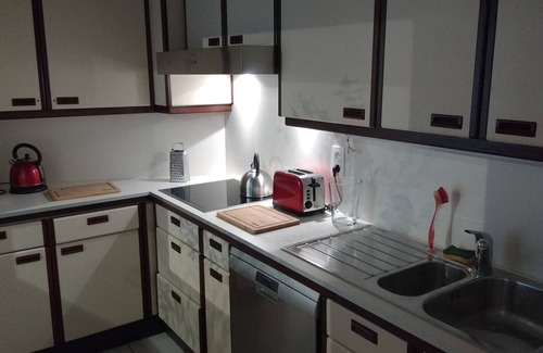 Ostend City Centre Apartment | je rustige pied-à-terre met uitzicht op het park en private fietsenbergplaats