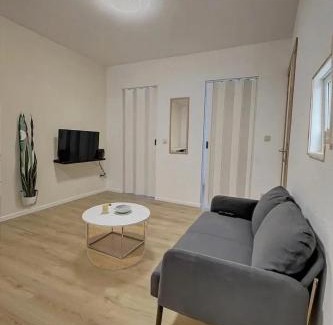 Ransart Apartment | Jean 1A Brussels-Charleroi-Airport