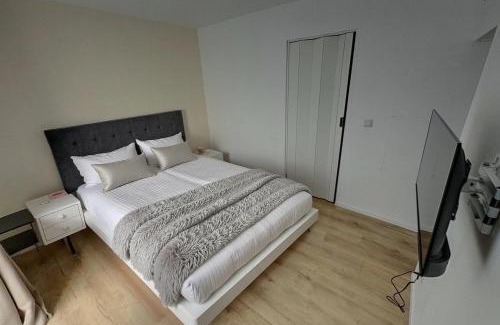 Ransart Apartment | Jean 1B Brussels-Charleroi-Airport