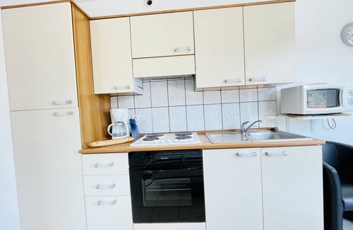 Forges-les-Bains Apartment | Jean De La Fontaine : Studio near the Thermes de Bains les Bains