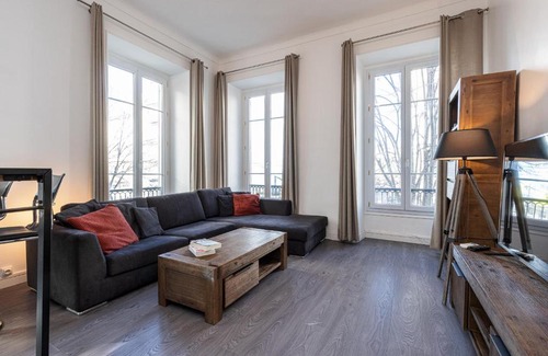 Centre Ville-Gare Apartment | Jean Medecin Av - Large 2 Bdrs Central AC