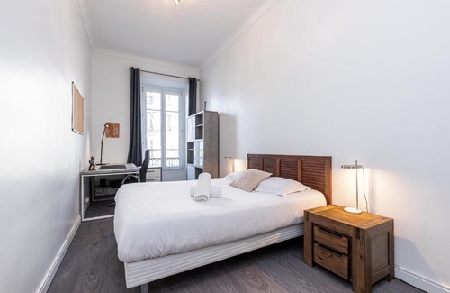 Centre Ville-Gare Apartment | Jean Medecin Av - Large 2 Bdrs Central AC