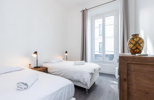 Centre Ville-Gare Apartment | Jean Medecin Av - Large 2 Bdrs Central AC