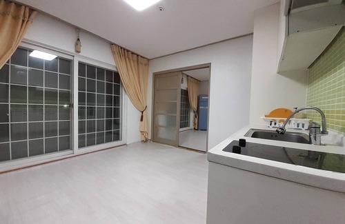 Hwaseong Condo | Jebudo Yeonliji Pension