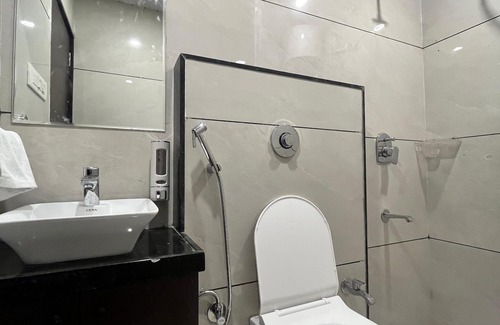Lake Swaroop Sagar Hotel | Jeel Pearl Hotel