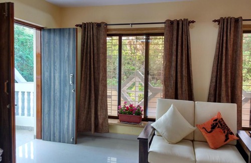 Chendhare House | Jeevan Geet