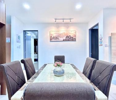 Taman Charming Apartment | Jeff & Ricky Homestay103@ The Podium