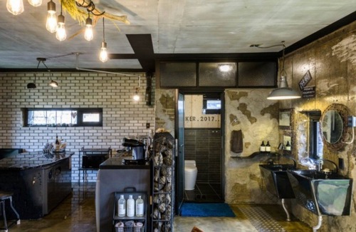Jocheon House | Jeju Bunker Pension