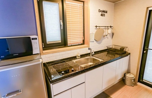 Jocheon House | Jeju Damol Pension