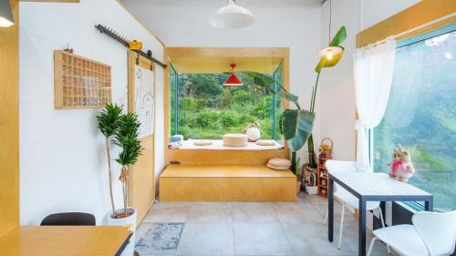 Namwon House | Jeju doldamhankil pension