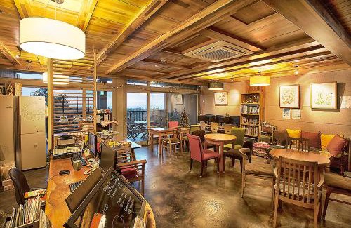 Jungmun Resort | Jeju Eco Suites