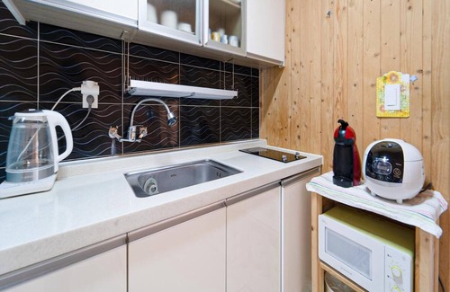 Pyoseon House | Jeju Haebaragi Pension