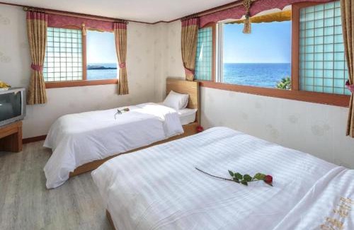 Aewol Hotel | Jeju Island Love