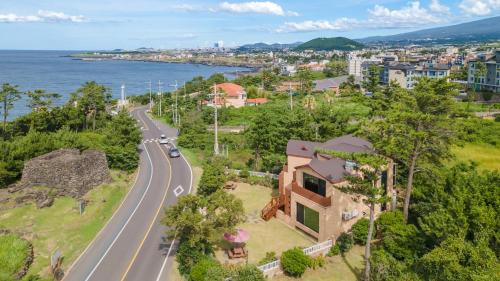 Aewol House | jeju oceancliffcottage