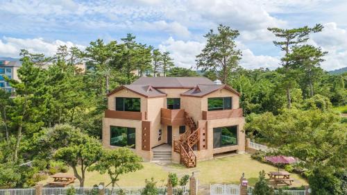 Aewol House | jeju oceancliffcottage