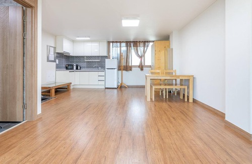 Jocheon House | Jeju Ondamhouse Pension