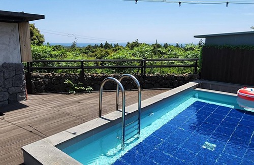 Seongsan House | Jeju Staymaru Pension