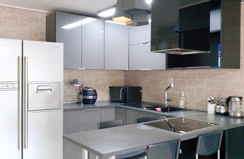 Downtown House | Jeju Teracehill Pension
