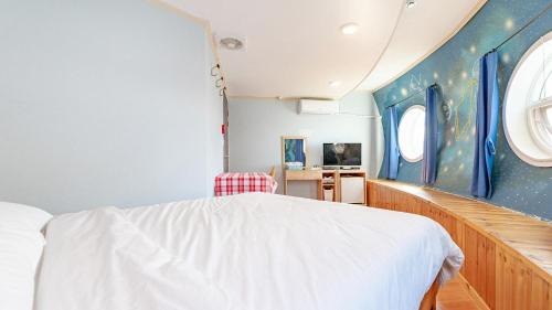 Aewol House | Jeju UFO Pension