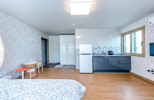 Gujwa House | Jeju Woljeongri Pungcha Pension