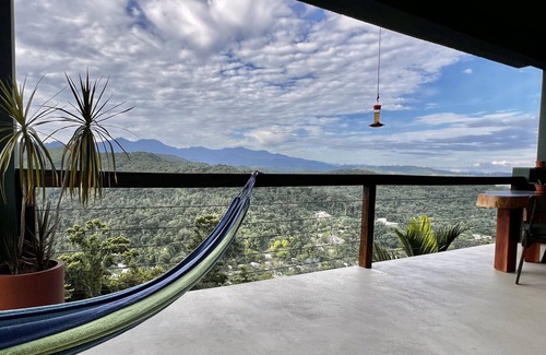 Port Antonio Cottage | Jellyfish cottage in peaceful Port Antonio with fitness facility, WiFi, AC