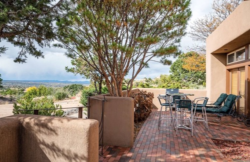 Nambe Pueblo House | Jemez - Fantastic Views, Community Pool