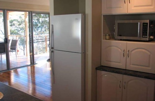 Smiths Lake House | Jemmas ontheLake~5hp MotorBoat~Kayaks~SPA~Canoe~Pool&Table tennis~OutdoorPetstay