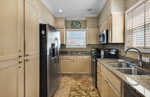 Navarre Beach House | Jen's Creole 4 Bedroom Townhouse by RedAwning