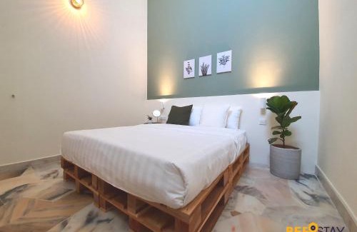 Jenjarom House | Jenjarom No. 32 Modern Cozy Homestay for 4 Pax in Kuala Lumpur