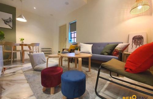 Jenjarom House | Jenjarom No 32 Modern Cozy Homestay for 4 Pax by Beestay
