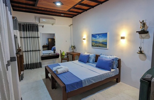 Ekala Bed & Breakfast | Jennifers Villa, Make your soul full in Love and Peace in Negombo AC,Wifi,Beach