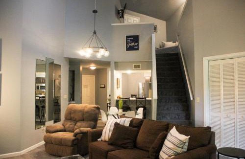 Table Rock Apartment | Jenny's Kickback Retreat