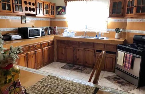 West Gate Hills House | Jennyplace home stay