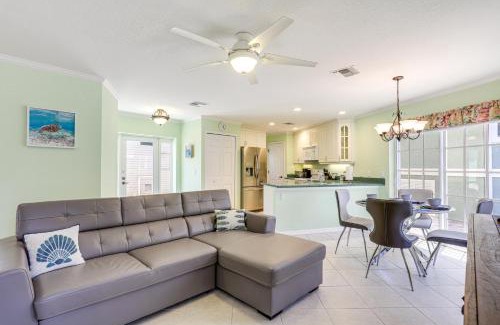 Nettles Island House | Jensen Beach Home with BBQ Grill Walk to Beach!
