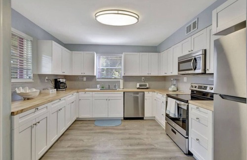 Indian River Estates House | Jensen Beach Tropical Oasis!