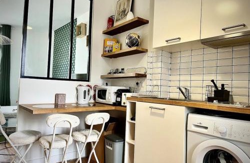 Sartrouville Apartment | Jerickais - Cozy Studio - Sartrouville - 7 min RER