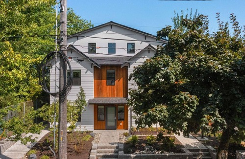 Minor House | Jerry's Sweet Suite - 84 Walkscore!