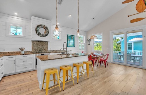 Anna Maria House | Jersey Gal by Duncan Real Estate