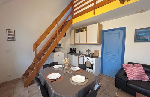 Barneville-Carteret House | Jersey house - 50 metres from the beach
