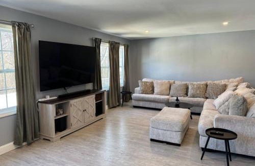 Port Monmouth House | Jersey Shore Beach House close to NYC Ferry + Bus