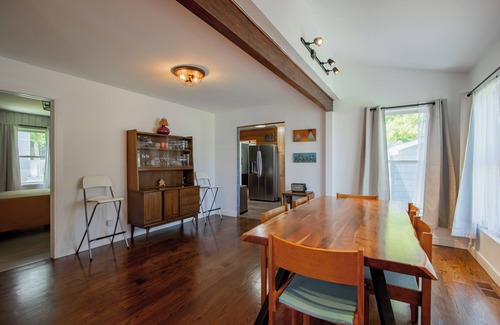 Highlands House | JerseyShoreHouse w/Retro Cabana PRIME location Walk2Beach NYCFerry, Restaurants