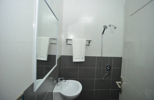 Kpalime Hotel | Jess Hotel Kpalimé
