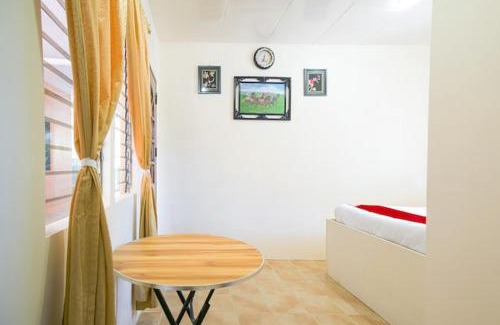 Moalboal House | Jessa's 5 Guests house