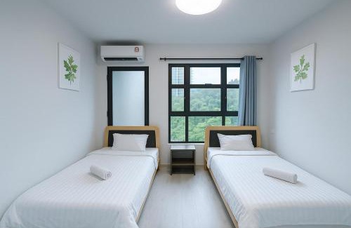 Downtown Kota Kinabalu Apartment | Jesselton Quay Deluxe Condominium By Sebrina HS